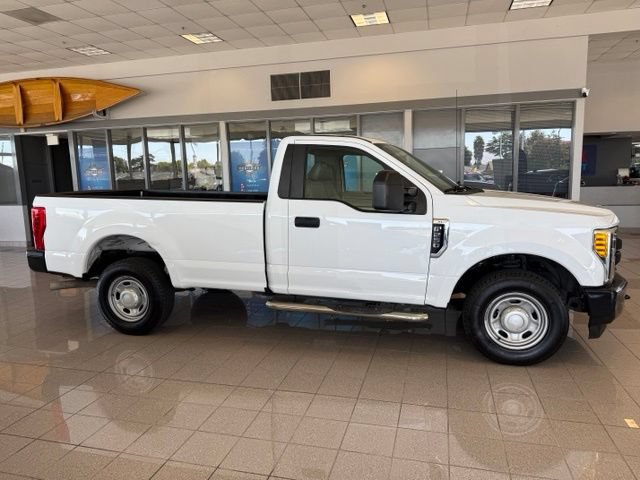Used 2017 Ford F250 XL RWD image 2