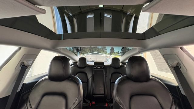 Used 2022 Tesla Model 3 RWD image 29