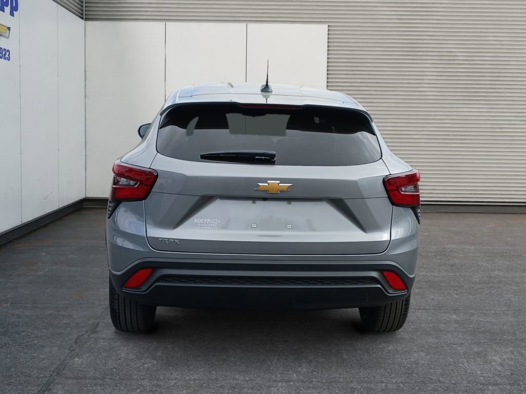 New 2026 Chevrolet Trax LS image 4
