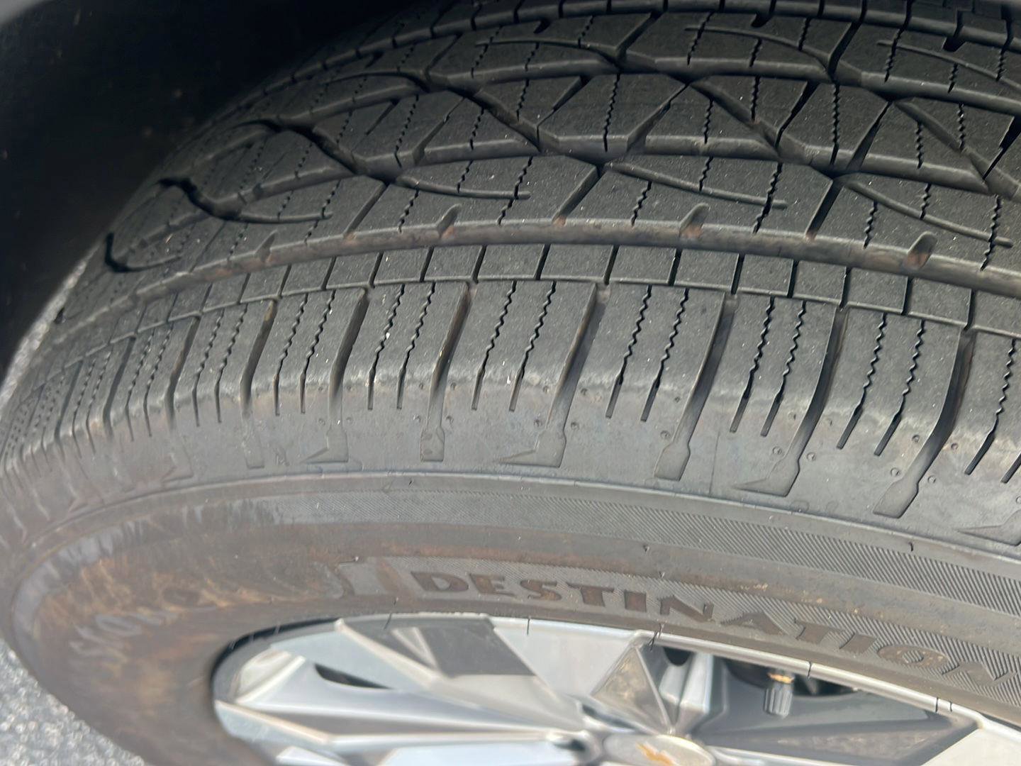 Used 2025 Chevrolet Equinox LT w/ Convenience Package II image 40