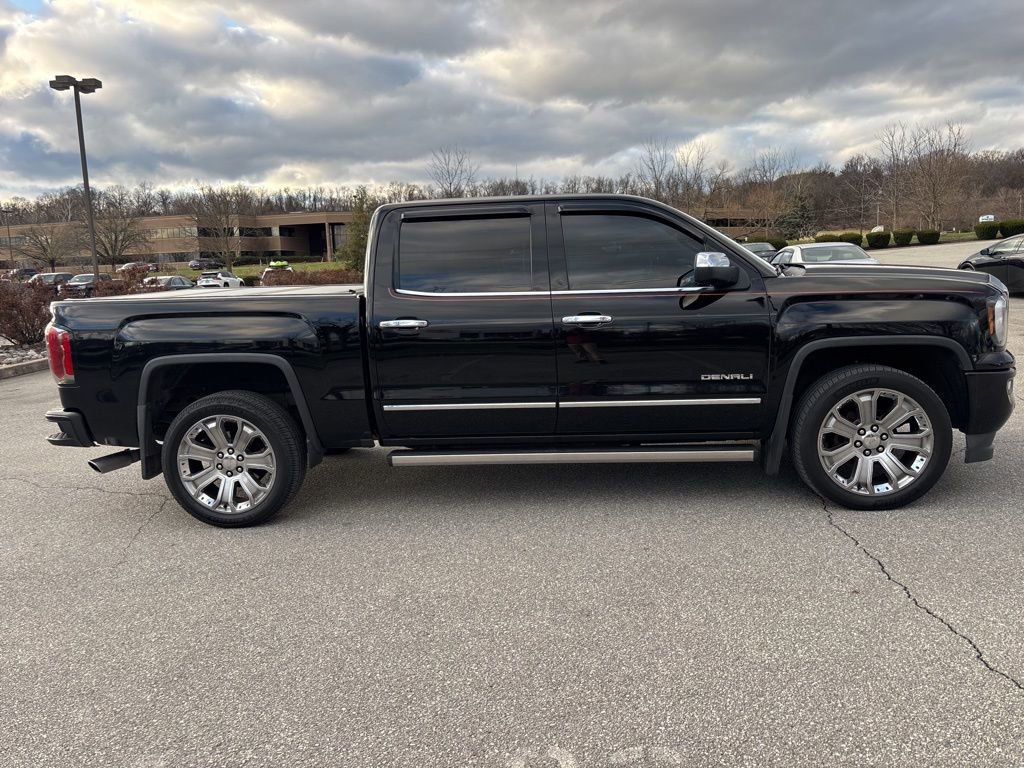 Used 2018 GMC Sierra 1500 Denali w/ Denali Ultimate Package AWD/4WD image 2