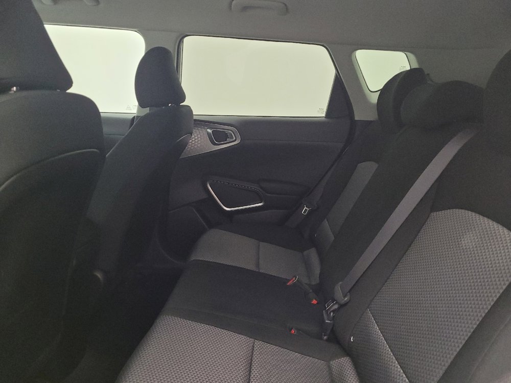 Used 2024 Kia Soul LX w/ Option Group 015 image 18
