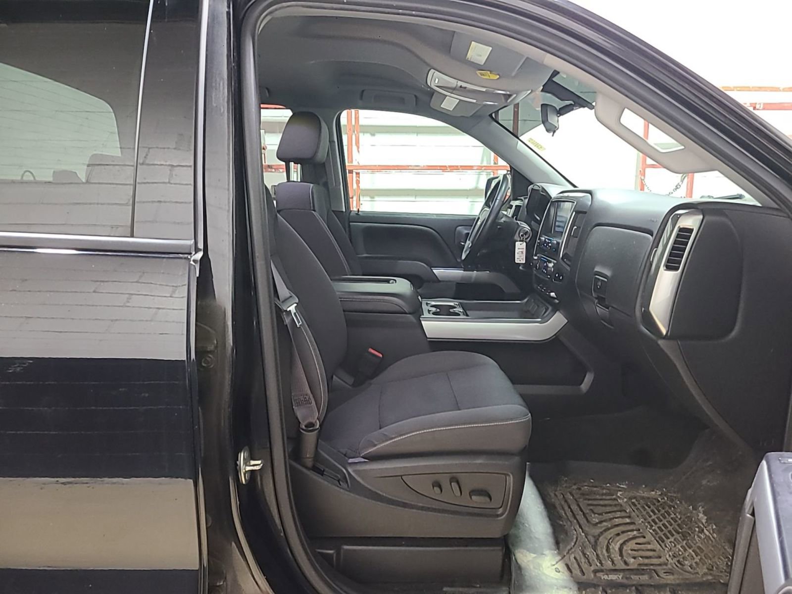 Used 2017 Chevrolet Silverado 1500 LT image 8