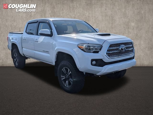 Used 2016 Toyota Tacoma TRD Sport w/ Towing Package AWD/4WD image 1