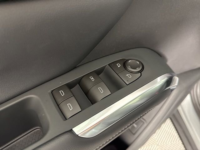 New 2026 Chevrolet Traverse LT AWD/4WD image 32
