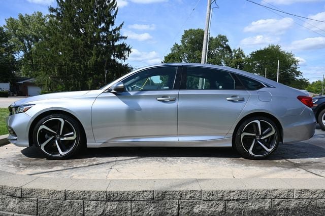 Used 2018 Honda Accord Sport image 8