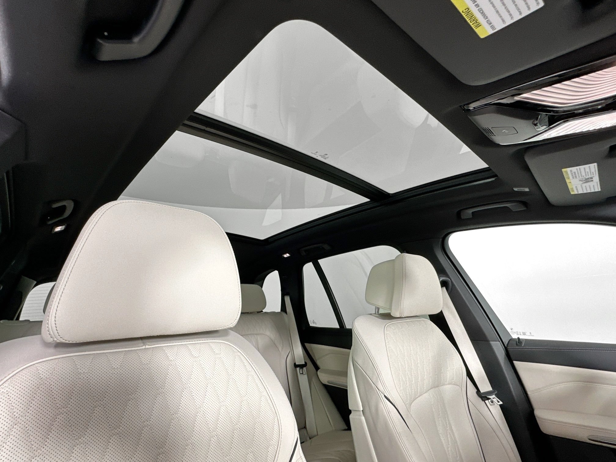 Used 2025 BMW X5 sDrive40i w/ Climate Comfort Package RWD image 20