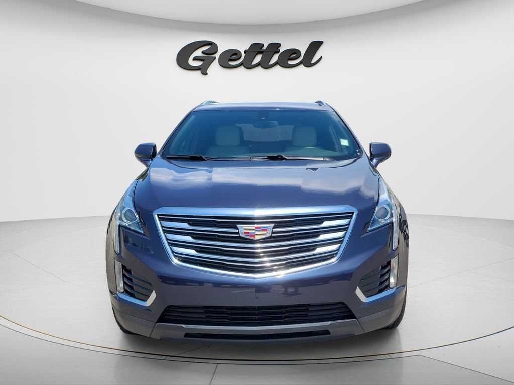 Used 2018 Cadillac XT5 FWD video 2
