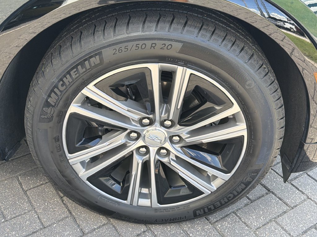 Certified 2024 Cadillac Lyriq Luxury w/ LPO, Floor Liner Package RWD image 8