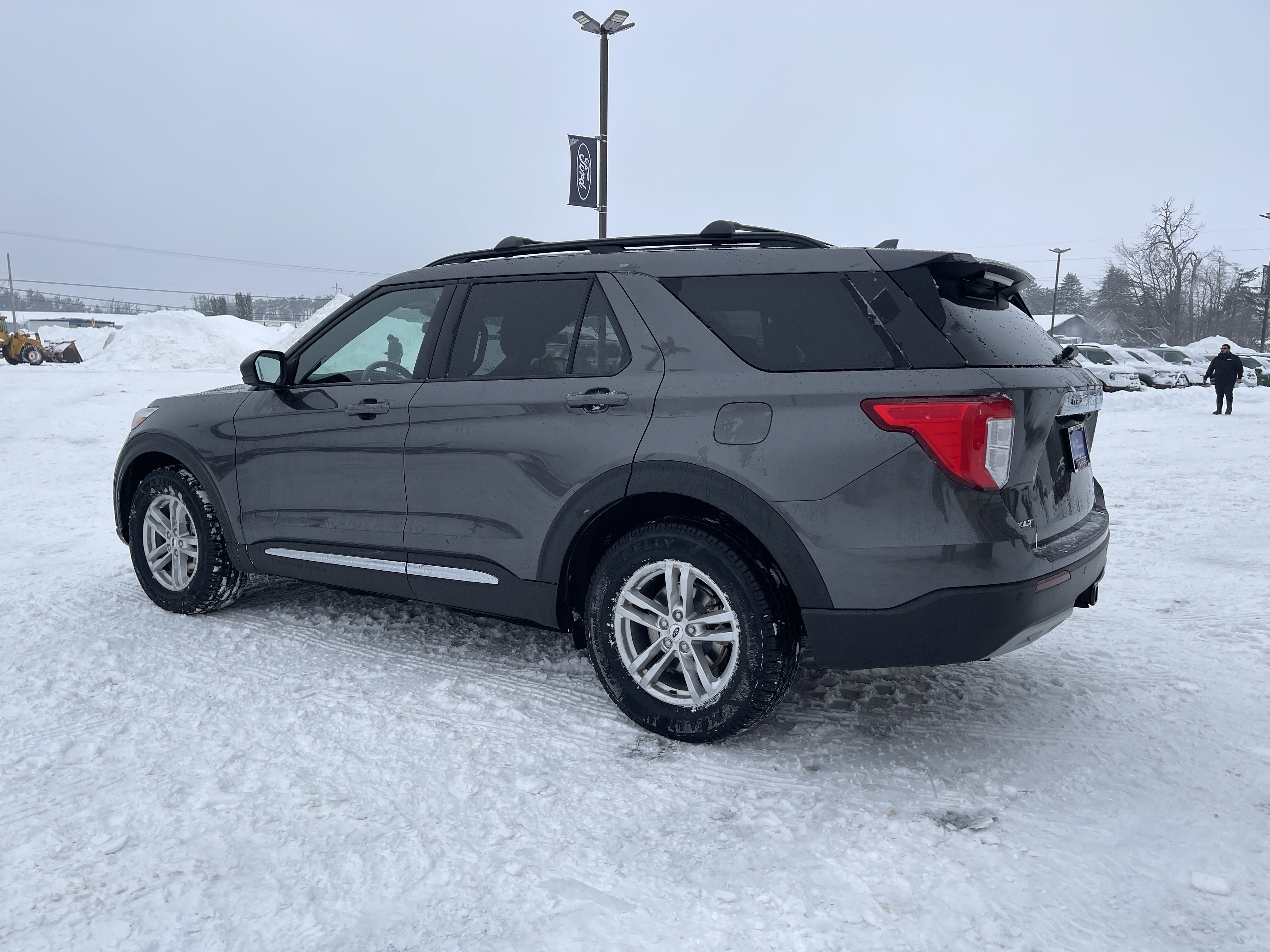 Certified 2020 Ford Explorer XLT w/ Equipment Group 202A image 6