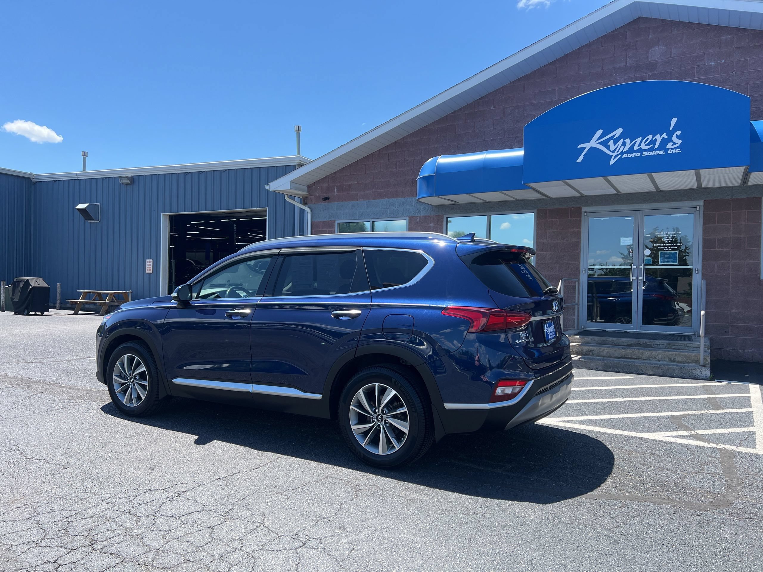Used 2019 Hyundai Santa Fe Limited AWD/4WD image 4