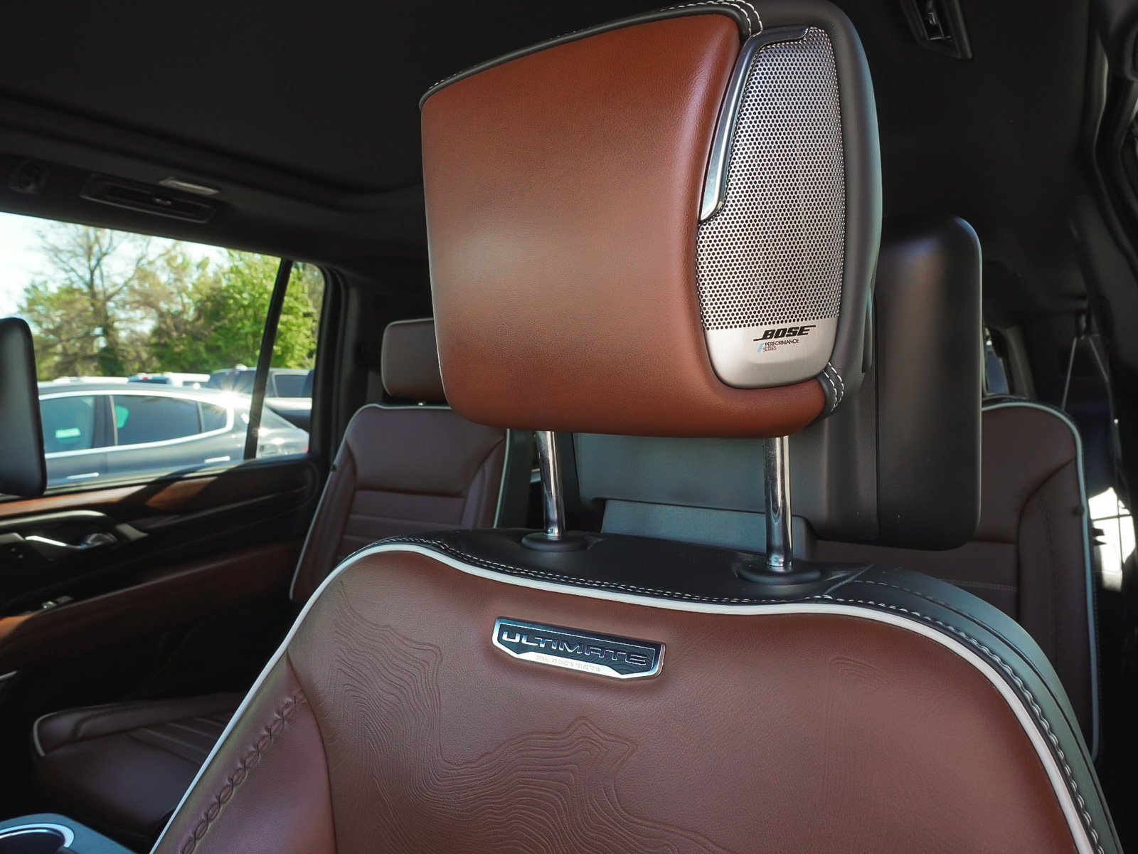 Used 2023 GMC Yukon XL Denali Ultimate AWD/4WD image 34