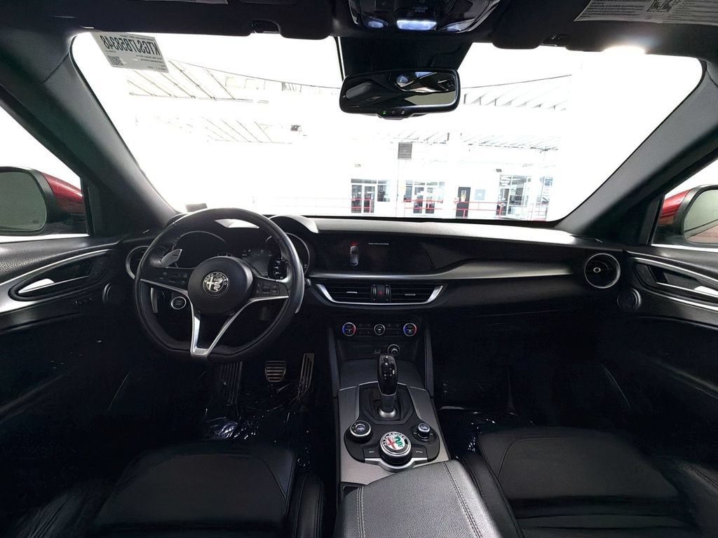 Used 2018 Alfa Romeo Stelvio Ti Sport AWD/4WD image 23