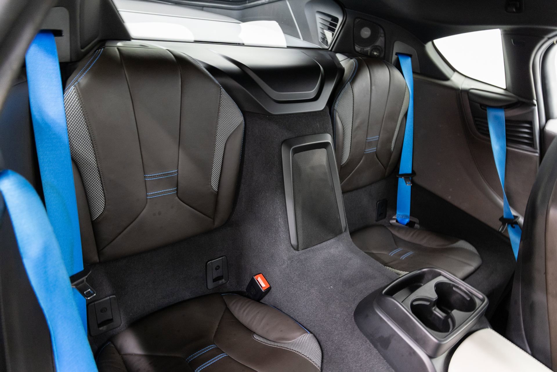 Used 2016 BMW i8 AWD/4WD image 25