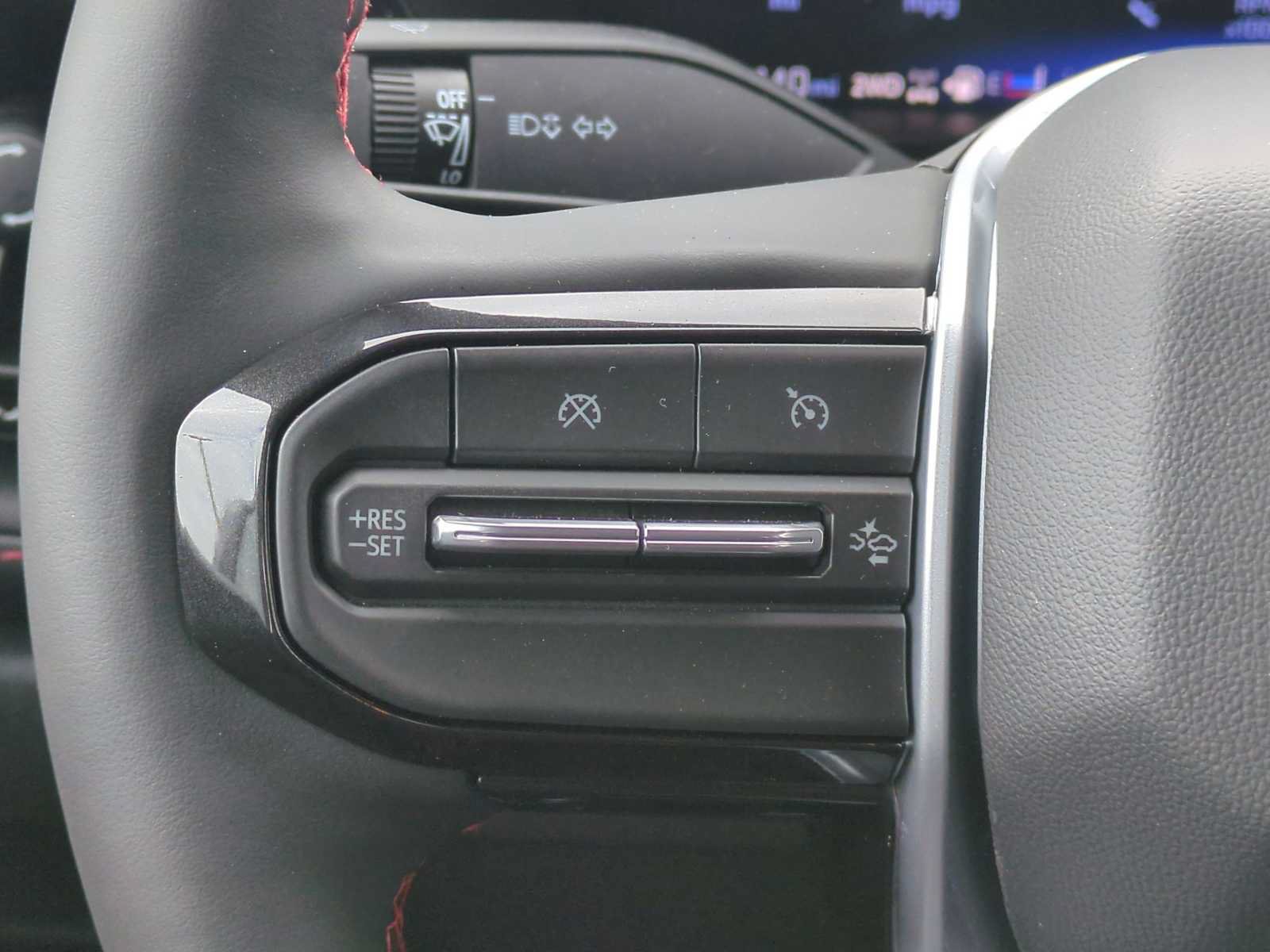 New 2026 Chevrolet Colorado Z71 w/ Midnight Edition AWD/4WD image 15