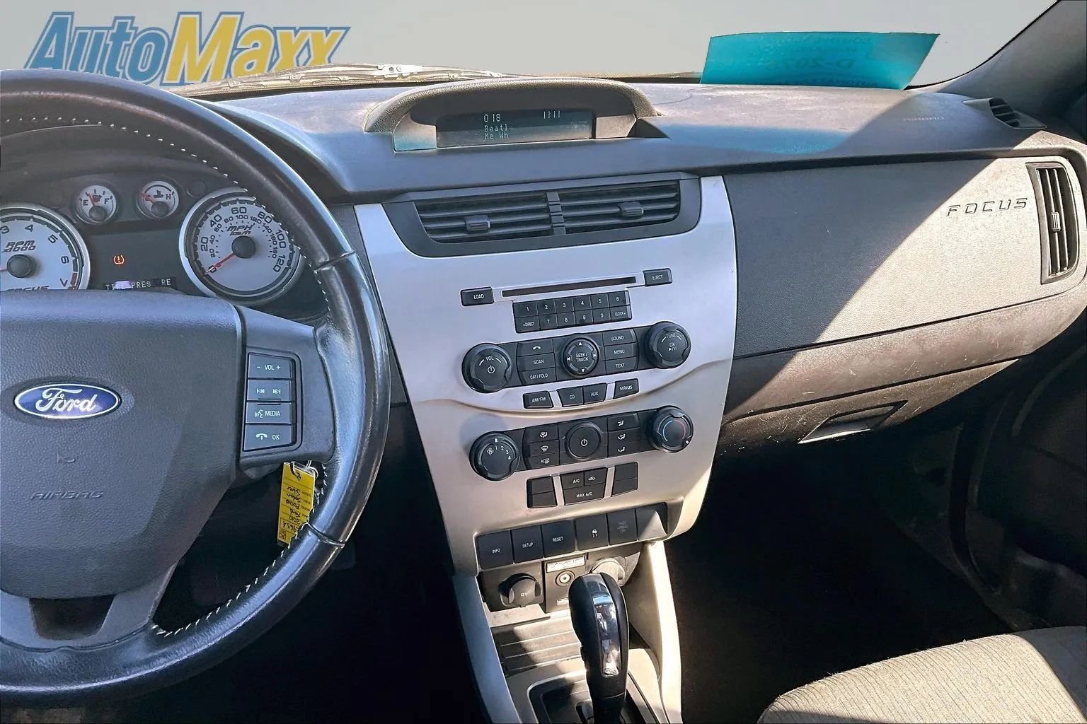 Used 2010 Ford Focus SE FWD image 15