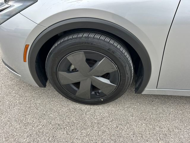 Used 2024 Toyota Prius LE FWD image 43