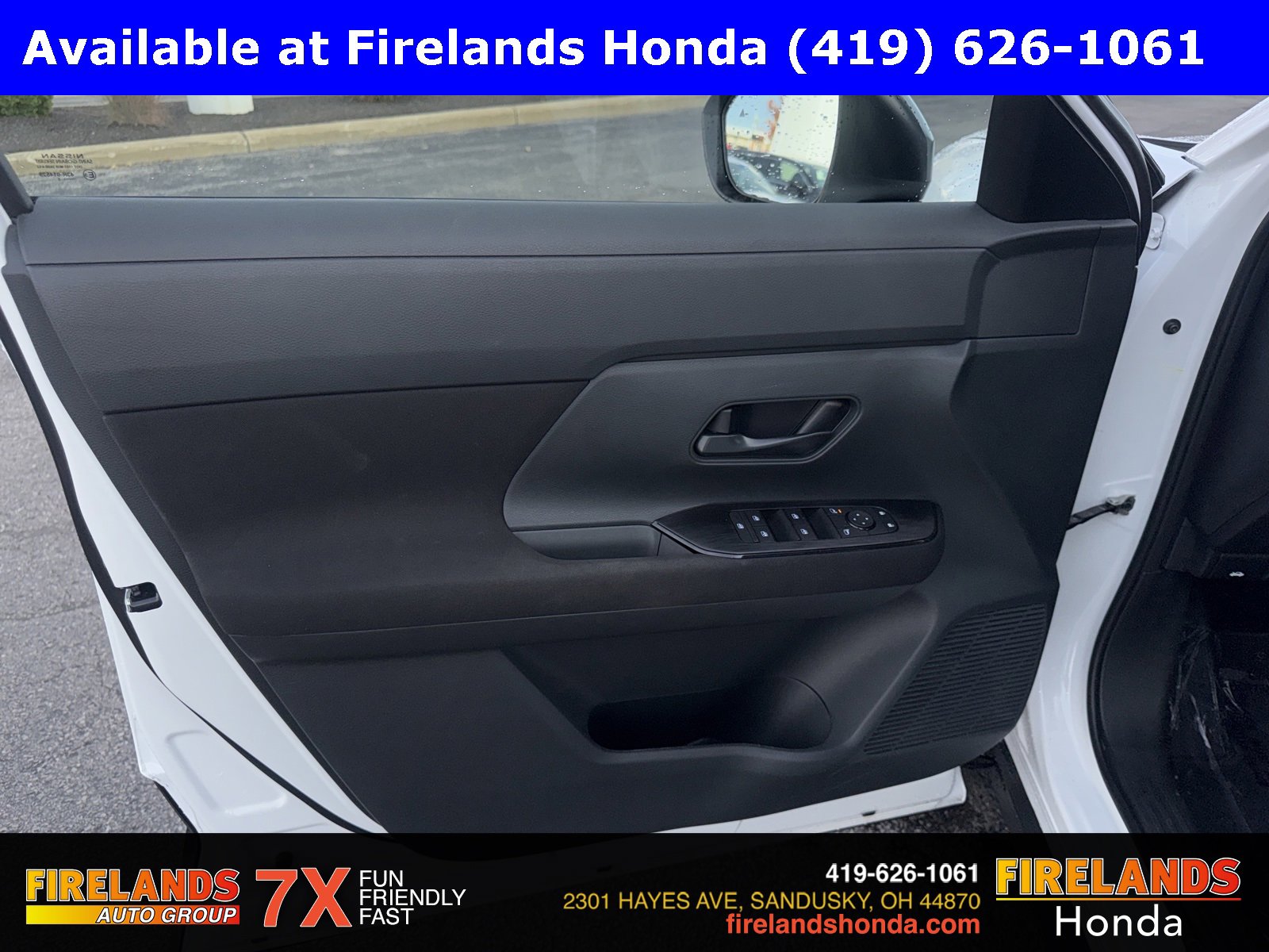 Used 2025 Nissan Kicks S image 10