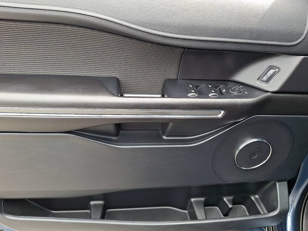 Used 2018 Ford Expedition Max XLT AWD/4WD image 14