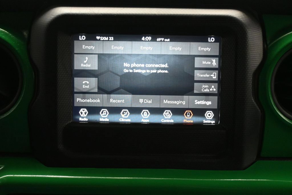 Used 2023 Jeep Gladiator Sport AWD/4WD image 19