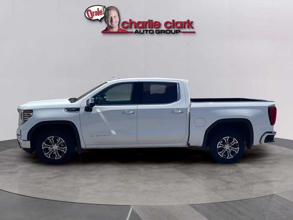 Used 2025 GMC Sierra 1500 SLT RWD image 2