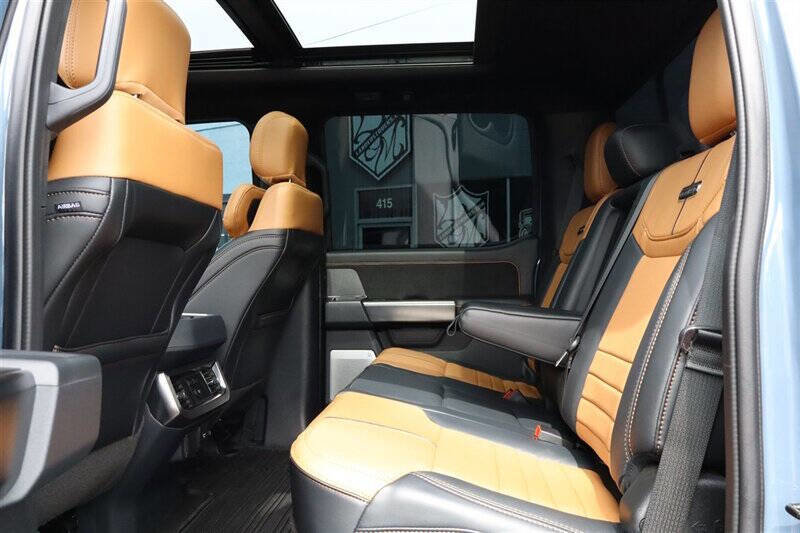 Used 2023 Ford F350 Platinum AWD/4WD image 28