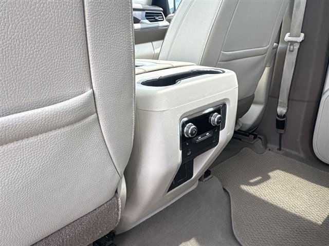 Used 2021 GMC Yukon XL Denali w/ Denali Premium Package AWD/4WD image 22
