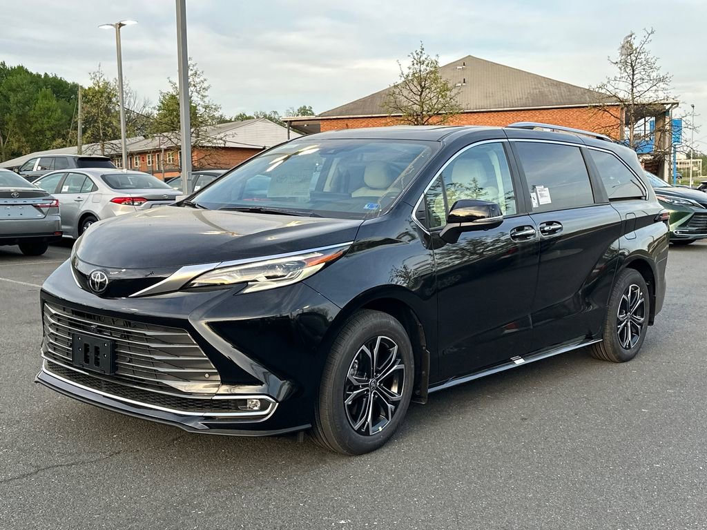 New 2026 Toyota Sienna Platinum image 2