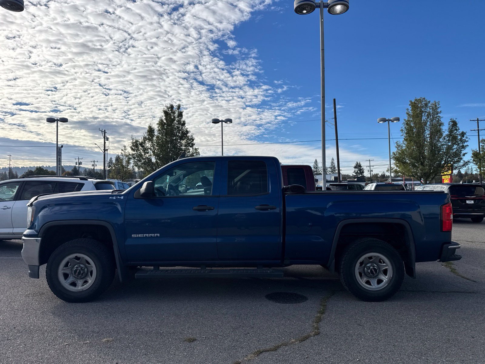 Used 2016 GMC Sierra 1500 4x4 Double Cab w/ Sierra Convenience Package image 9