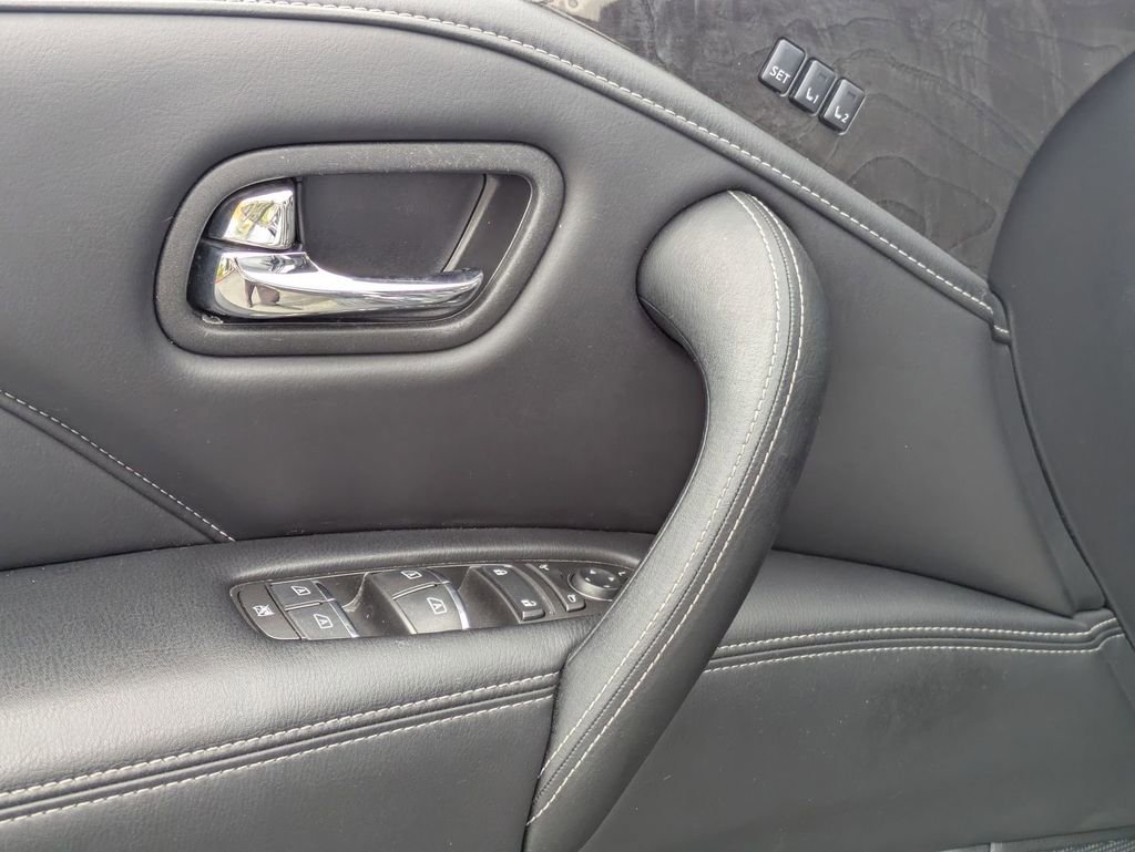 Used 2024 INFINITI QX80 Luxe image 16