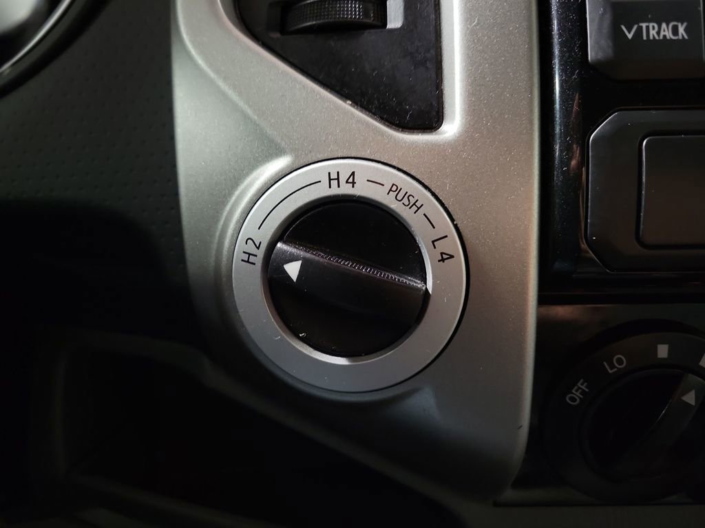 Used 2013 Toyota Tacoma 4x4 Double Cab image 16