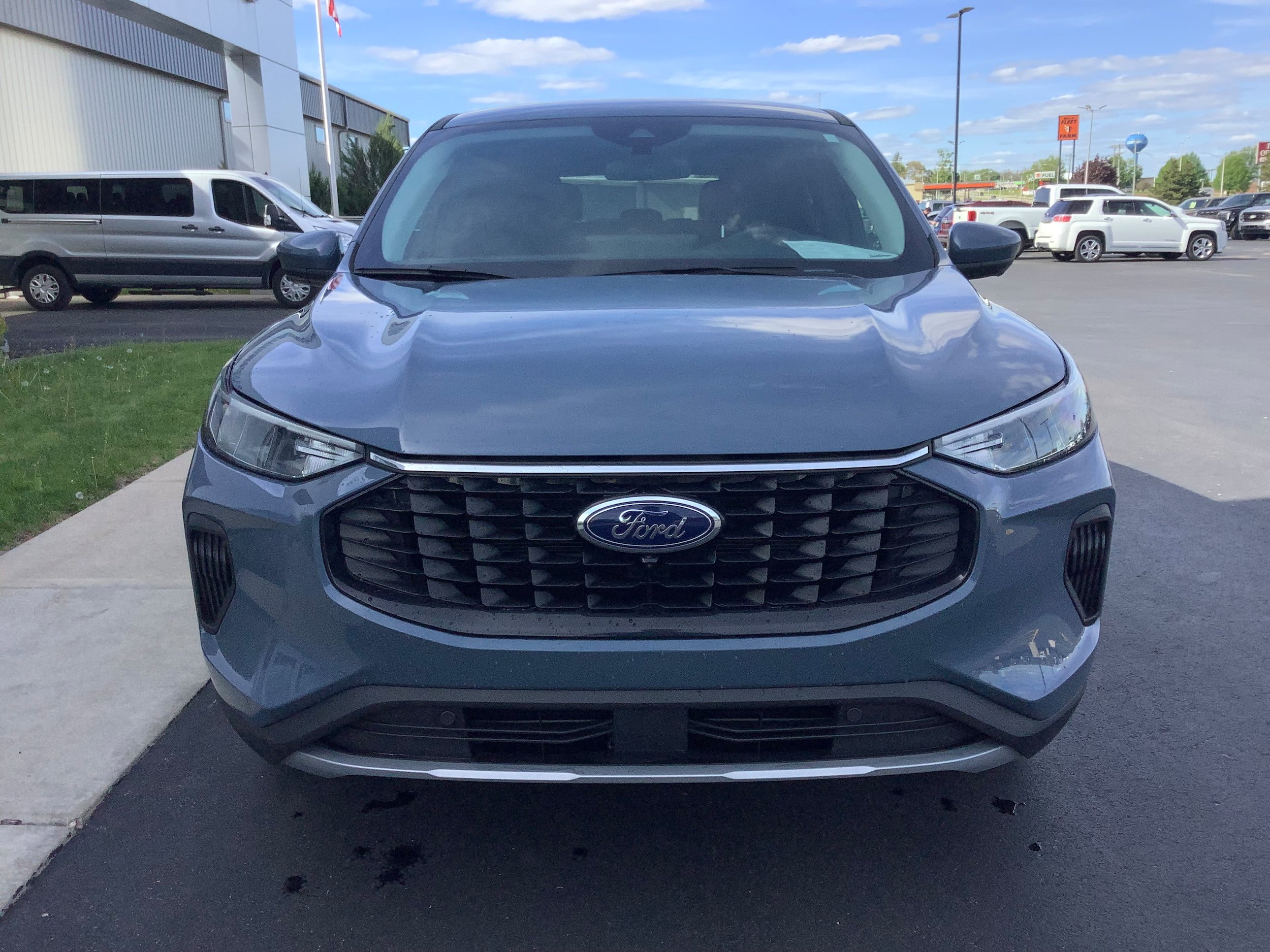 Certified 2023 Ford Escape Active w/ Tech Pack #2 AWD/4WD image 3