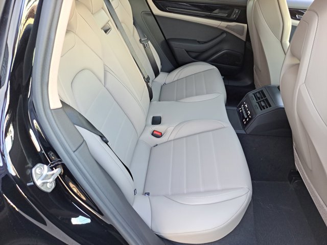 New 2026 Porsche Panamera 4 image 14