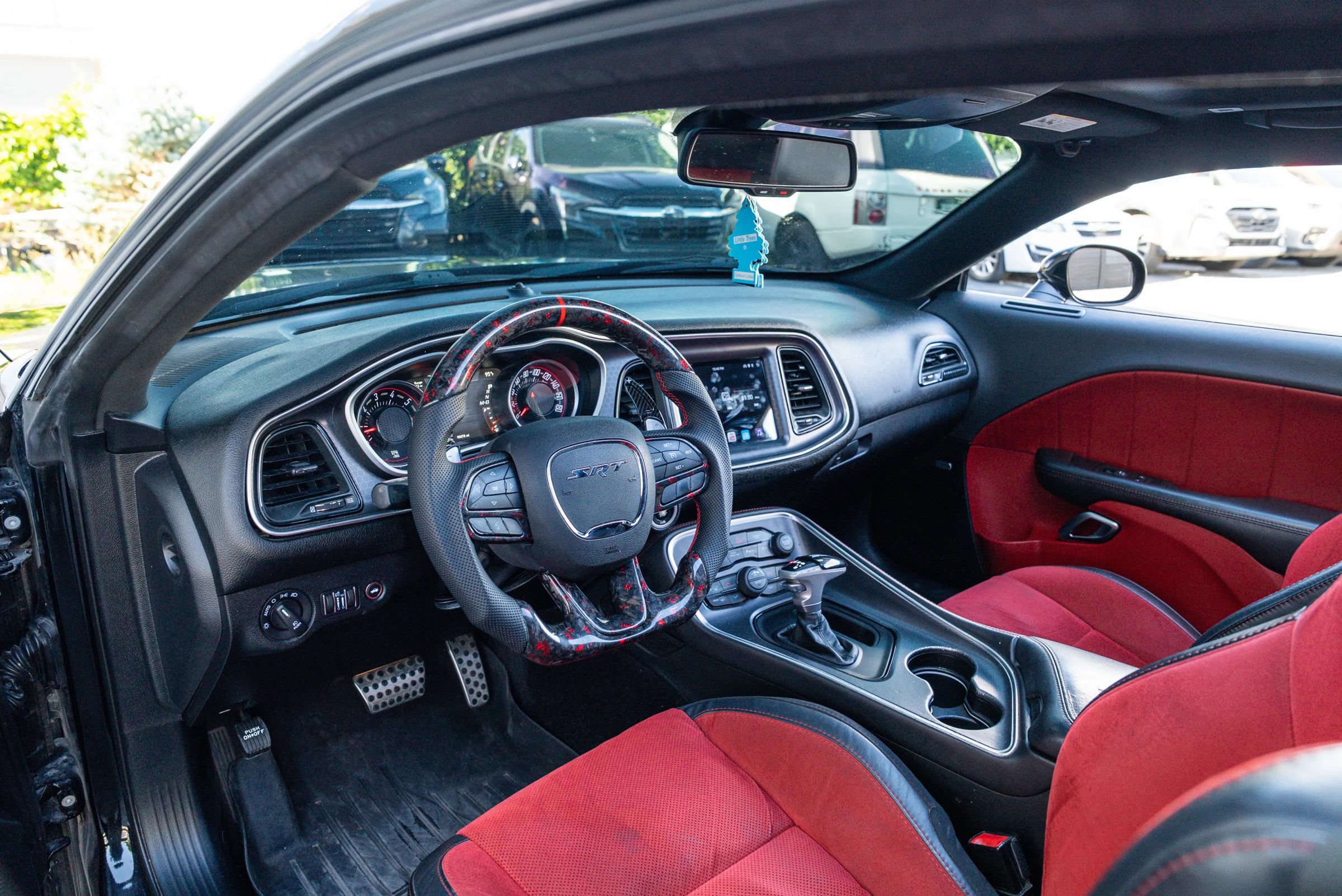 Used 2017 Dodge Challenger R/T Scat Pack w/ Leather Interior Group RWD image 16
