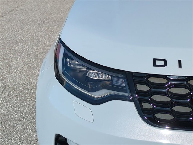 Used 2023 Land Rover Discovery S R-Dynamic image 10