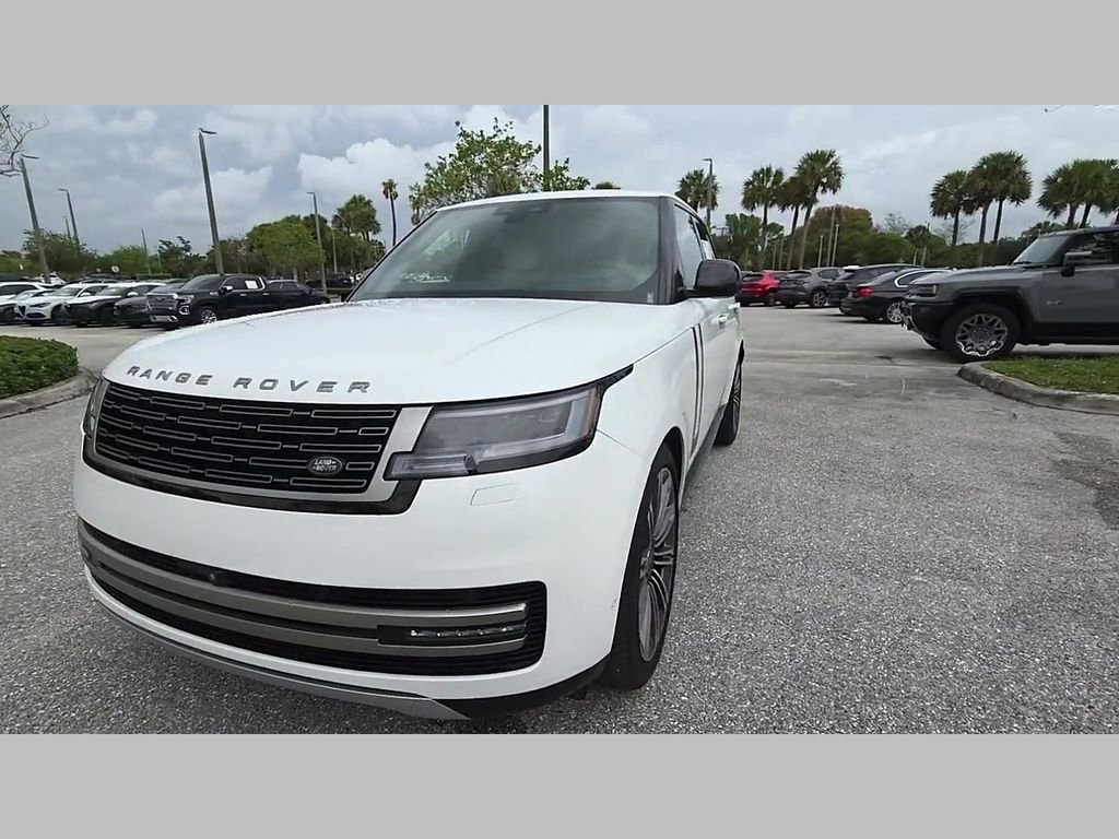 Used 2024 Land Rover Range Rover SE AWD/4WD image 44