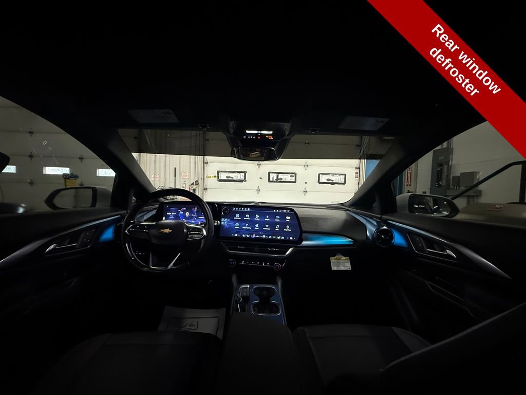 Used 2024 Chevrolet Equinox EV LT image 44