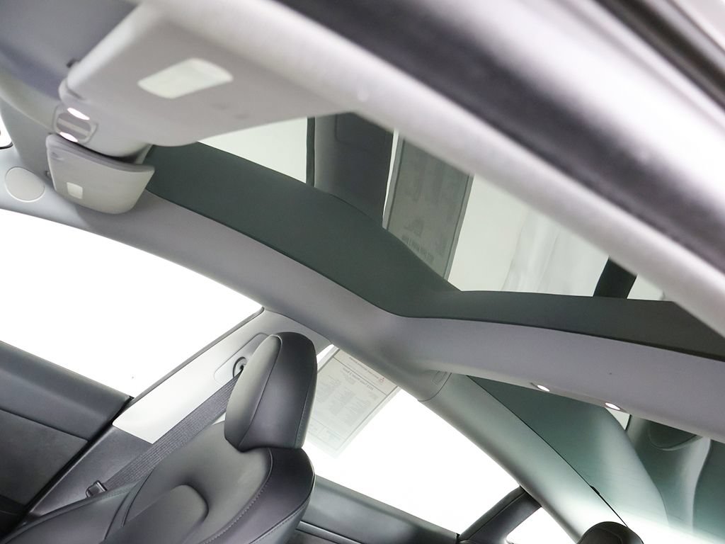 Used 2023 Tesla Model 3 Standard Range RWD image 22