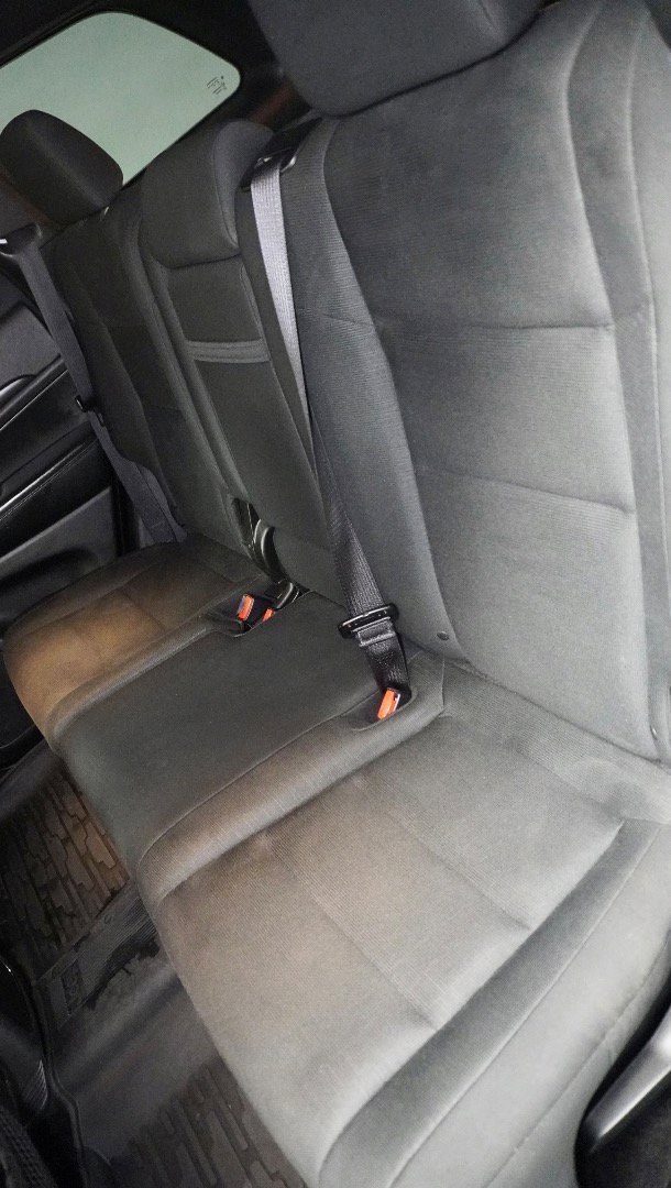 Used 2017 Jeep Grand Cherokee Laredo image 5