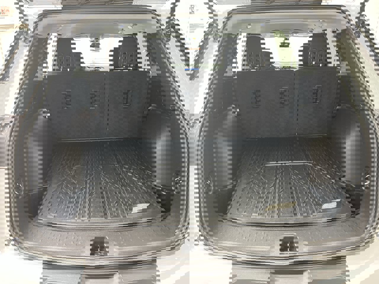 Used 2019 Chevrolet Blazer LT image 29