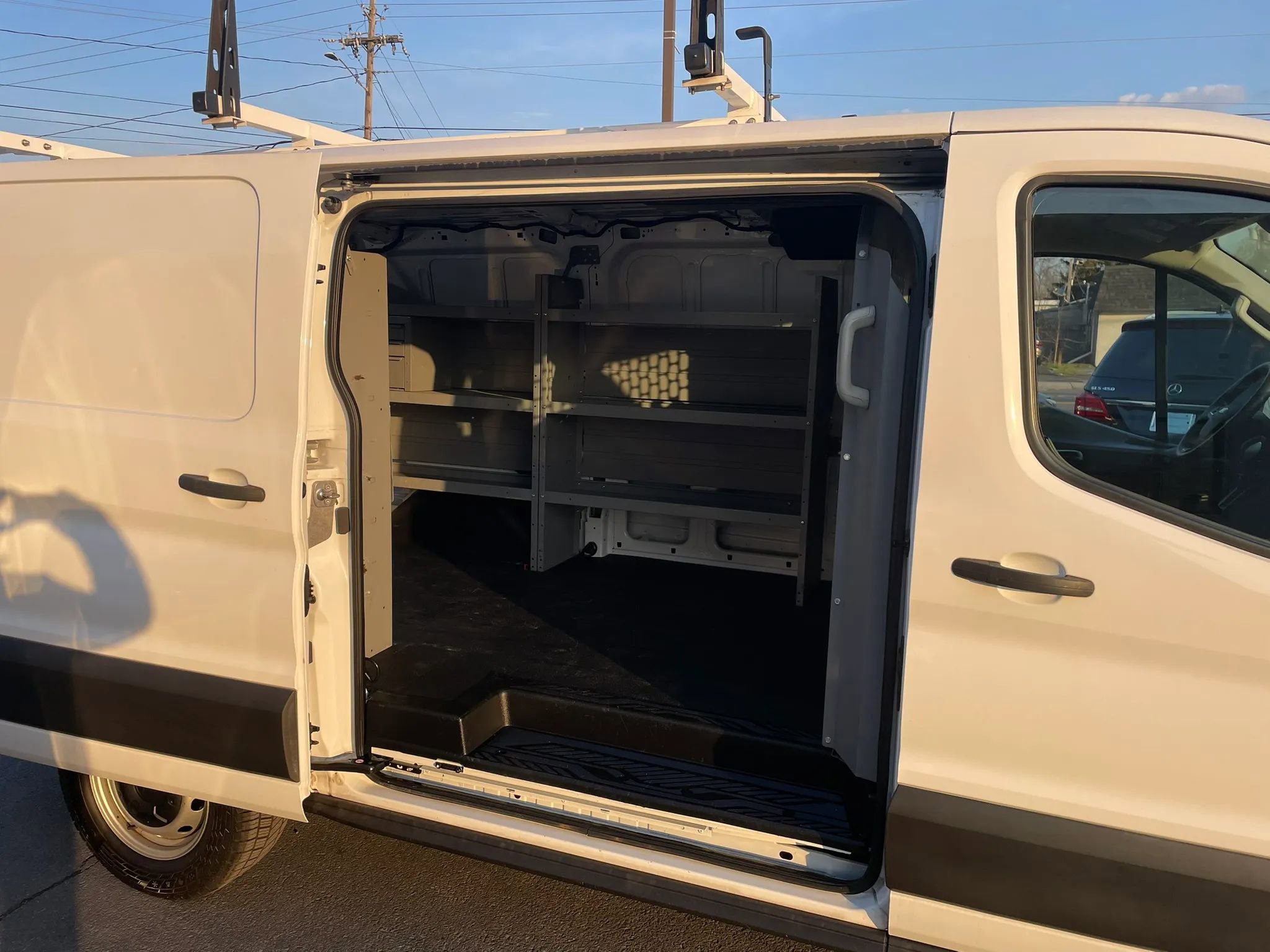 Used 2020 Ford Transit 150 Low Roof RWD image 8