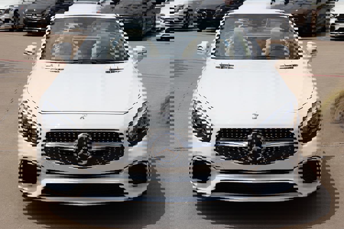 Used 2017 Mercedes-Benz SL 550 w/ Driver Assistance Package image 3