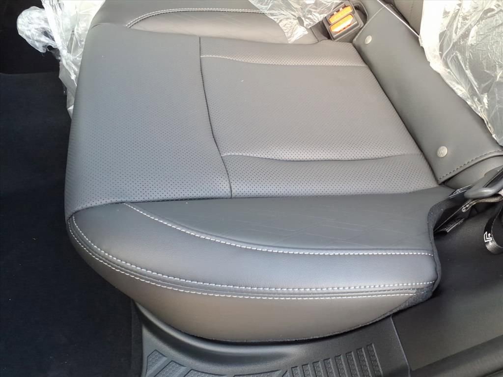 New 2026 Subaru Outback Touring image 13