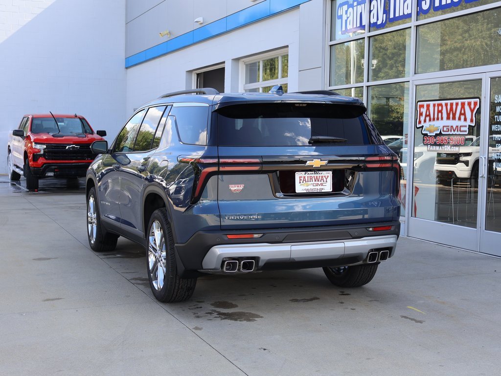 New 2026 Chevrolet Traverse LT w/ Driver Confidence Package image 8