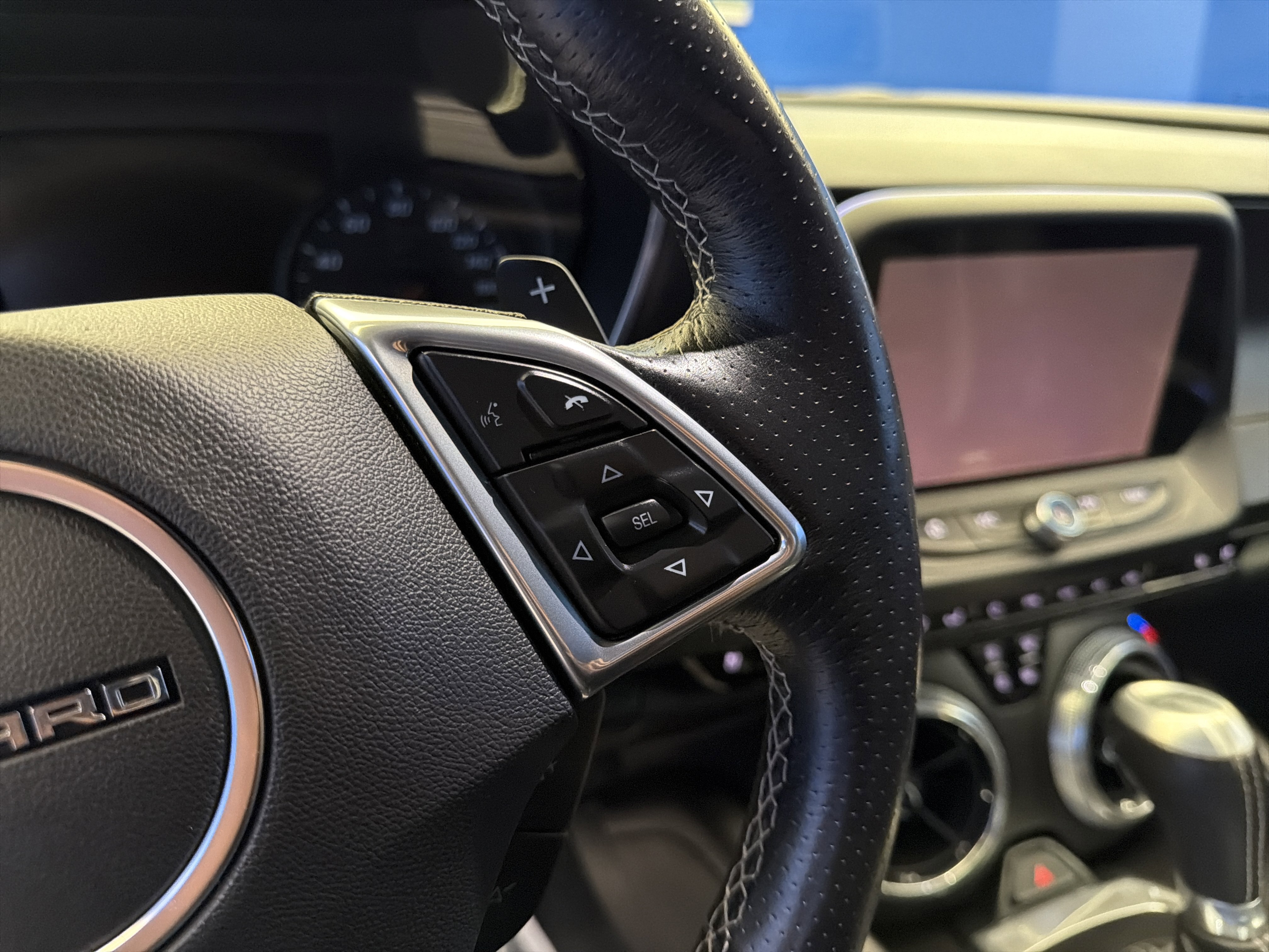 Used 2016 Chevrolet Camaro SS RWD image 17