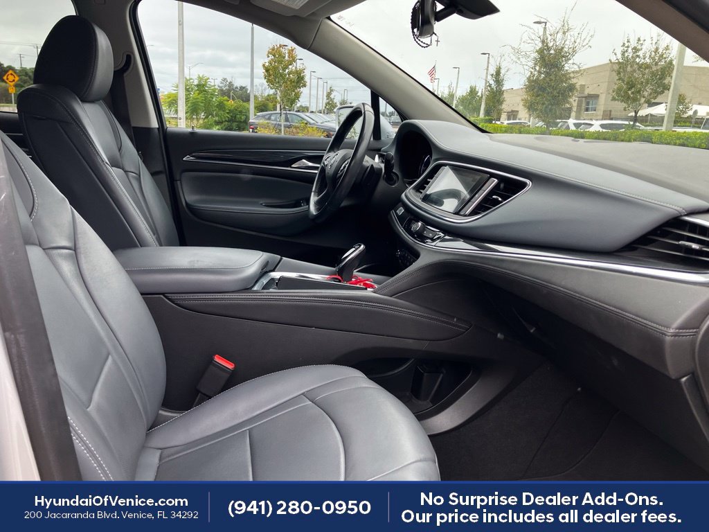 Used 2019 Buick Enclave Essence FWD image 14