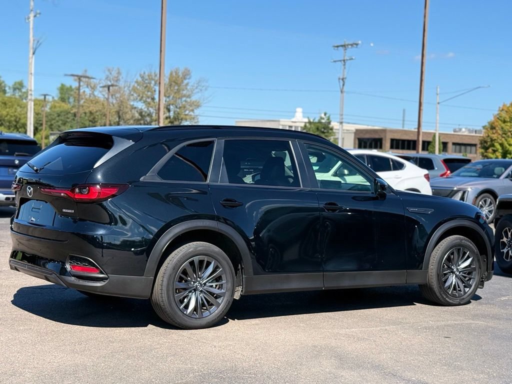 Used 2025 MAZDA CX-70 3.3 Turbo w/ Preferred Package AWD/4WD image 36