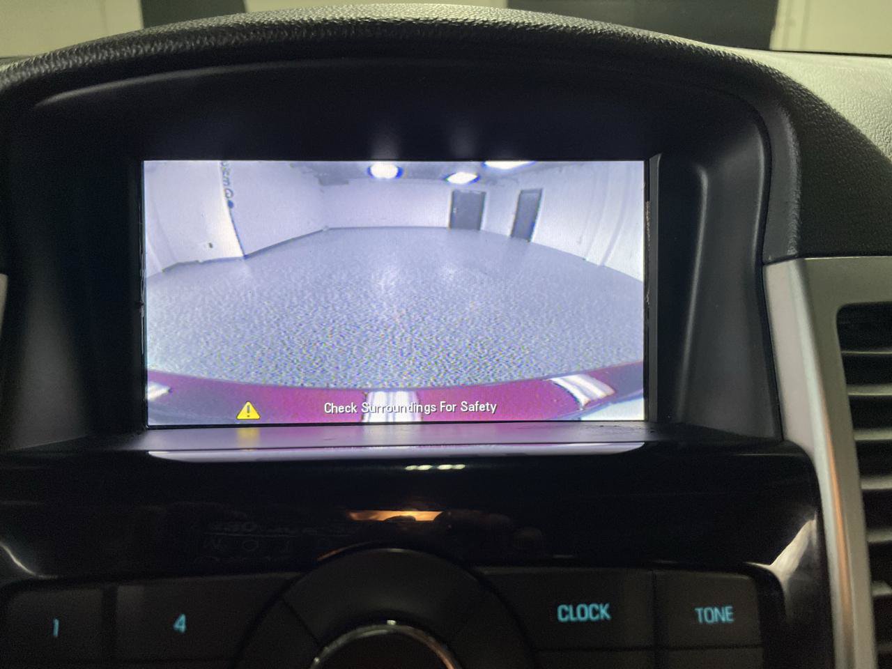 Used 2014 Chevrolet Cruze LT w/ All-Star Edition FWD image 23