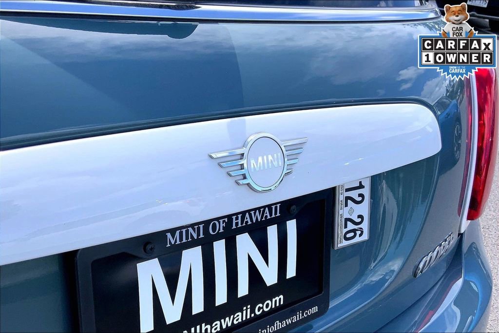 Certified 2023 MINI Cooper 2-Door Hardtop w/ Multitone Edition image 27