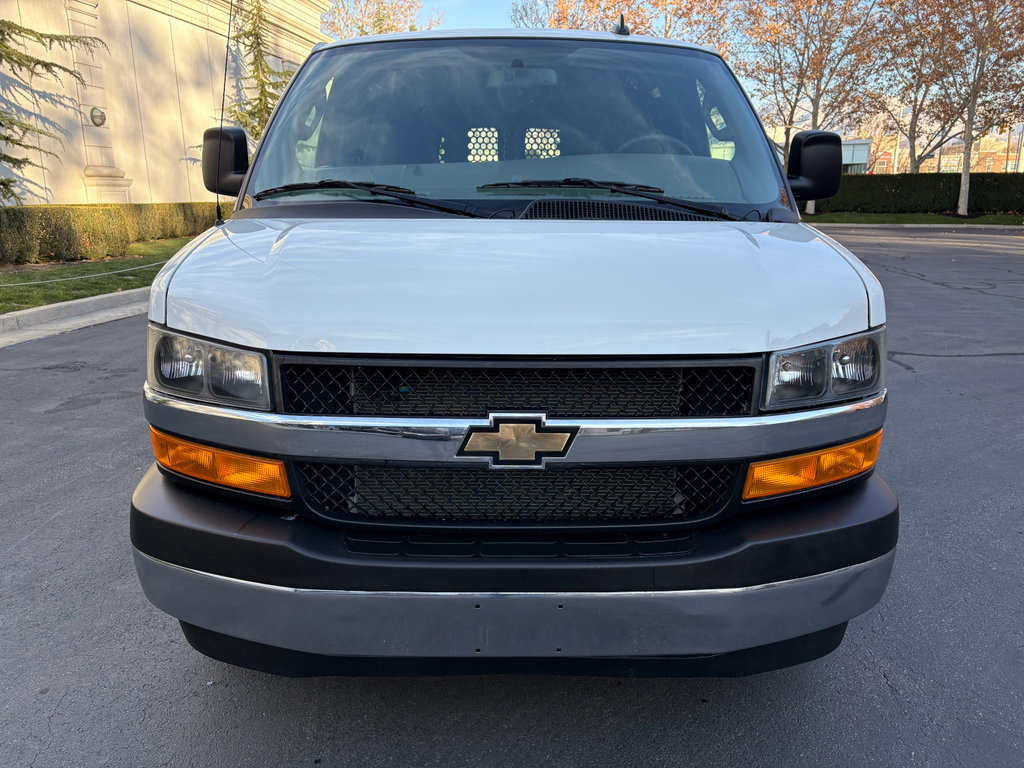 Used 2024 Chevrolet Express 2500 Work Van w/ Driver Convenience Package image 4
